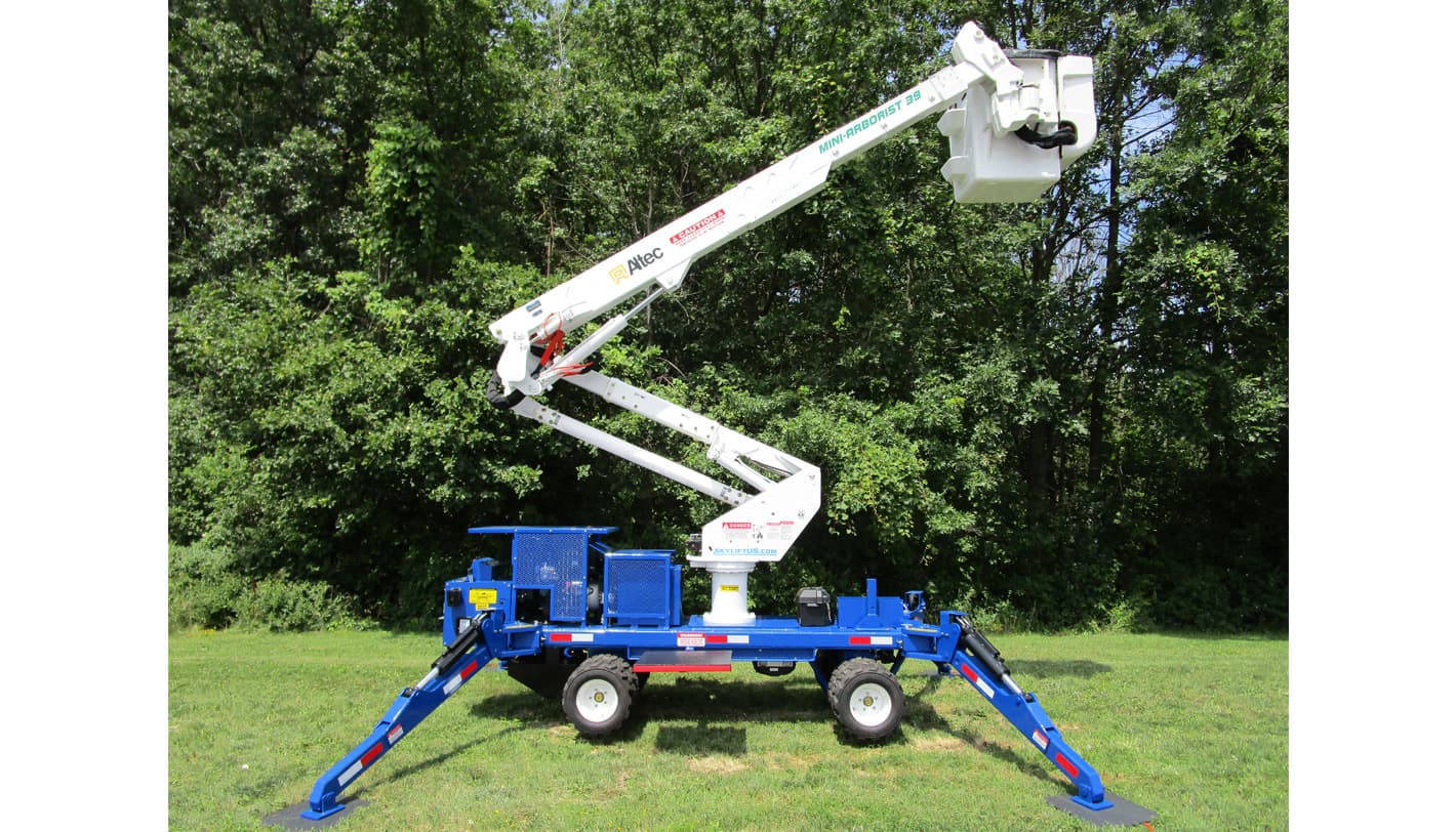 The MA 39 Mini Arborist Machine | Skylift